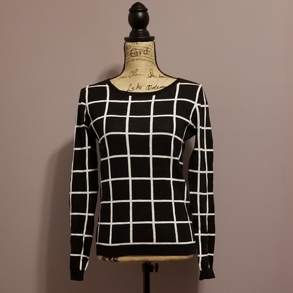 Crew Neck Pullover Sweater